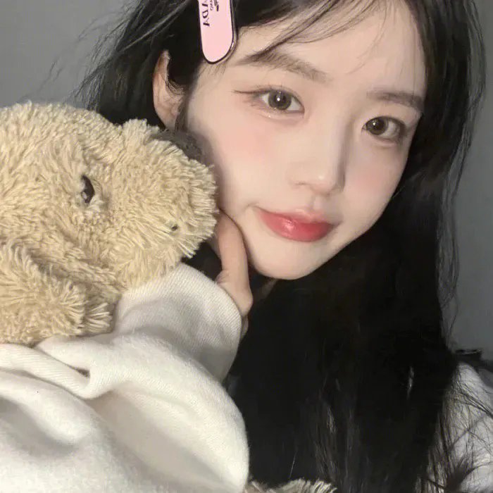 在他的阴影下